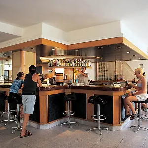 tossa-beach-hotel.catalonia-hotels.com/